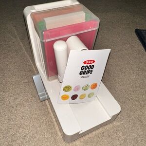 OXO White Spiralizer with Colorful Blades